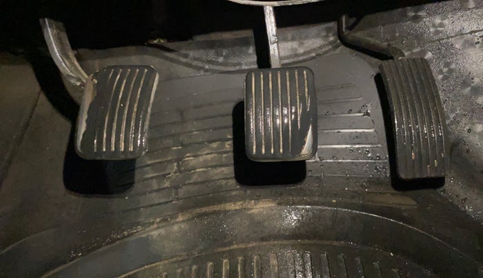 2013 Hyundai i10 MAGNA 1.2, Petrol, Manual, 74,188 km, Pedals