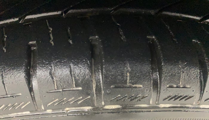 2017 Hyundai Grand i10 MAGNA 1.2 KAPPA VTVT, Petrol, Manual, 86,420 km, Left Front Tyre Tread