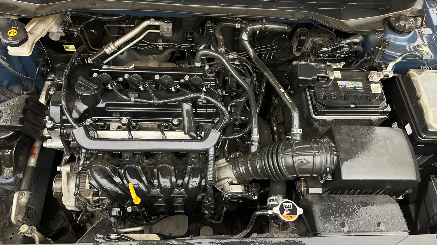 2022 Hyundai VENUE S 1.2, Petrol, Manual, 20,845 km, Engine View