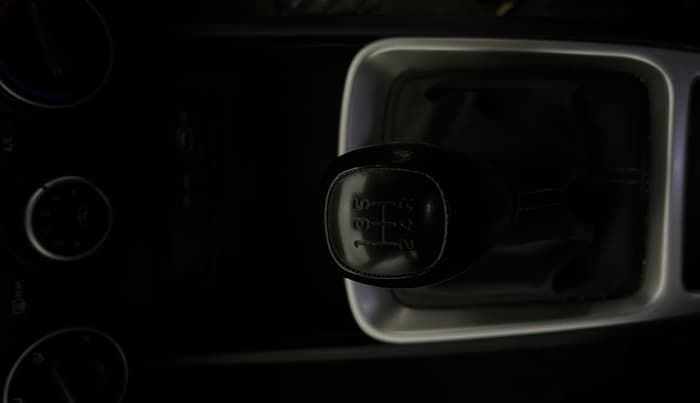 2022 Hyundai VENUE S 1.2, Petrol, Manual, 20,845 km, Gear Lever