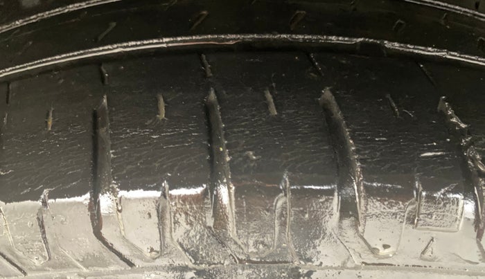 2022 Hyundai Verna SX (O) 1.5 VTVT IVT, Petrol, Automatic, 43,765 km, Left Front Tyre Tread