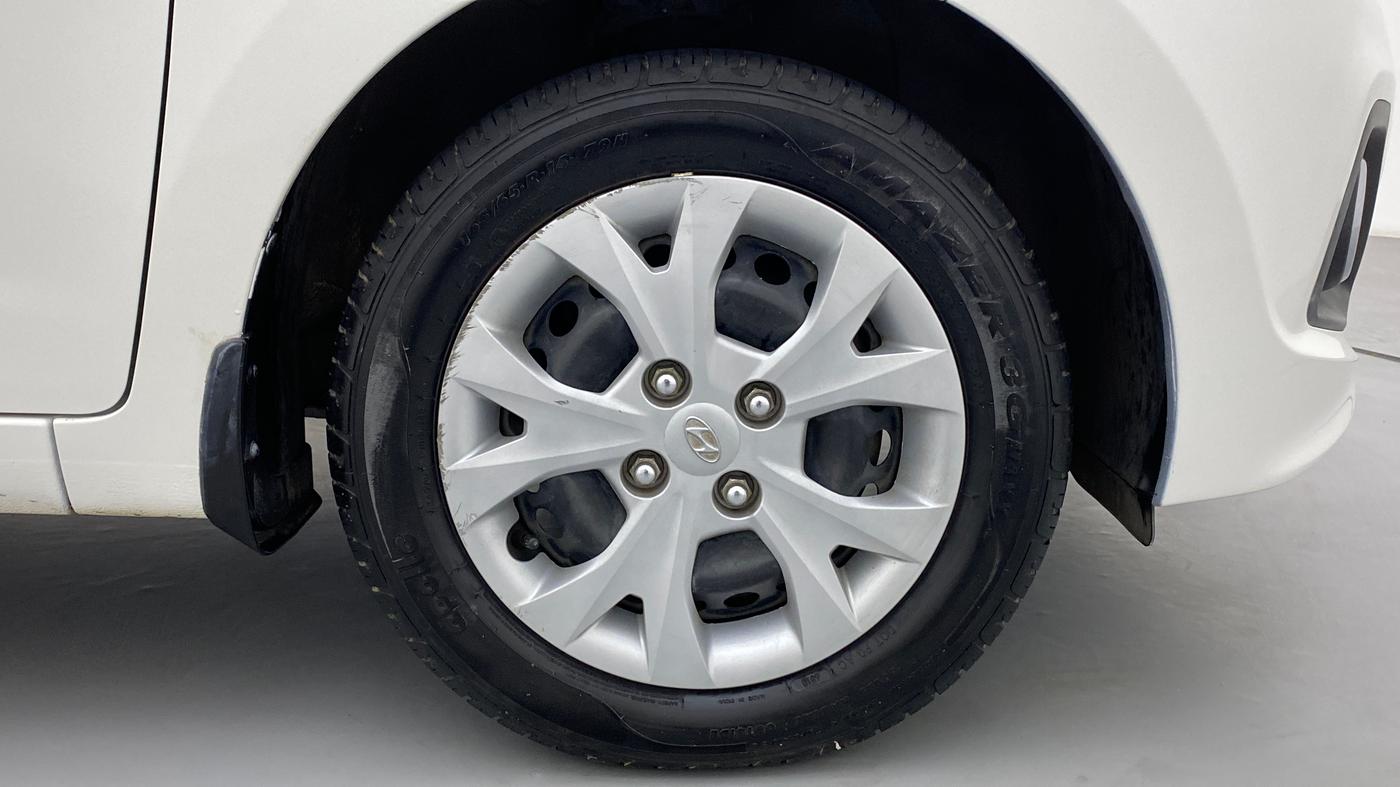 2016 Hyundai Grand i10 MAGNA 1.2 KAPPA VTVT, Petrol, Manual, 70,622 km, Right Front Wheel