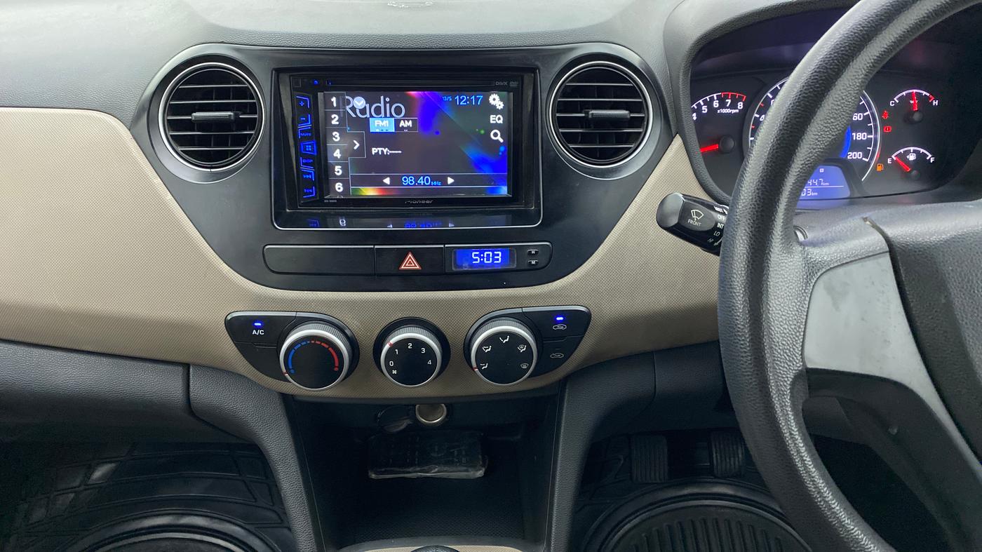 2016 Hyundai Grand i10 MAGNA 1.2 KAPPA VTVT, Petrol, Manual, 70,622 km, Air Conditioner