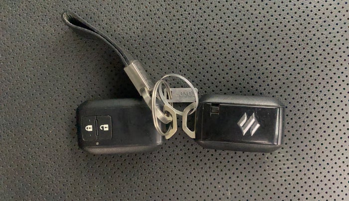 2023 Maruti XL6 ALPHA MT, Petrol, Manual, 23,892 km, Key Close Up