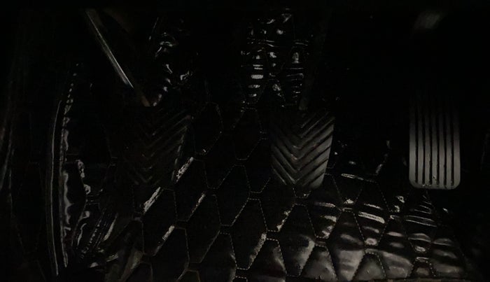 2020 Hyundai Creta E 1.5 DIESEL, Diesel, Manual, 1,01,140 km, Pedals