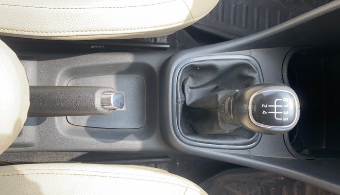 2018 Skoda Rapid STYLE 1.6 MPI, Petrol, Manual, 78,470 km, Gear Lever