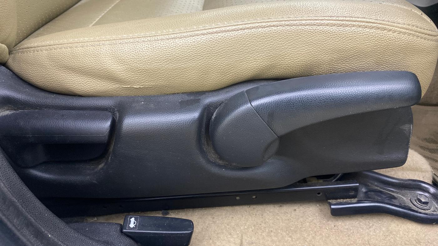 2018 Honda City 1.5L I-VTE V CVT, Petrol, Automatic, 63,146 km, Driver Side Adjustment Panel