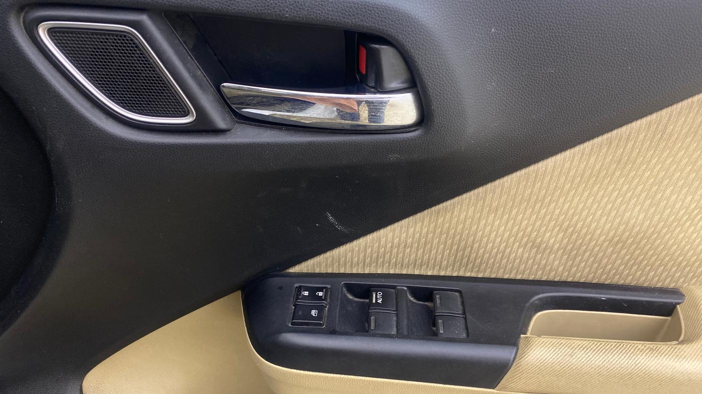 2018 Honda City 1.5L I-VTE V CVT, Petrol, Automatic, 63,146 km, Driver Side Door Panels Control