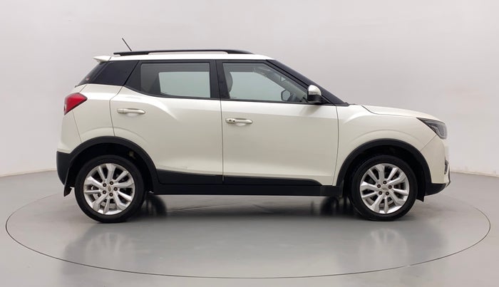 2019 Mahindra XUV300 W8 1.5 DIESEL, Diesel, Manual, 1,28,939 km, Right Side View