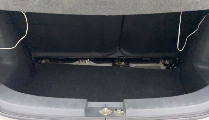 2014 Maruti Ritz VXI, Petrol, Manual, 13,661 km, Boot Inside
