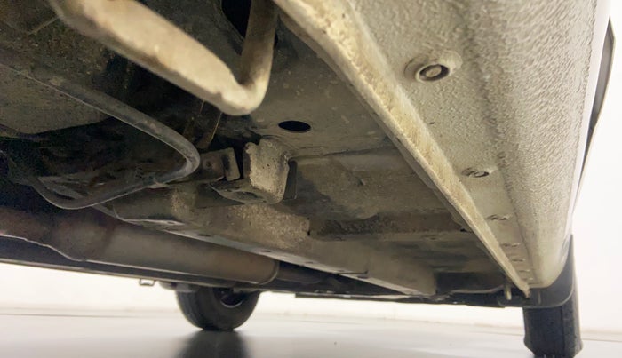 2014 Maruti Ritz VXI, Petrol, Manual, 13,661 km, Right Side Underbody