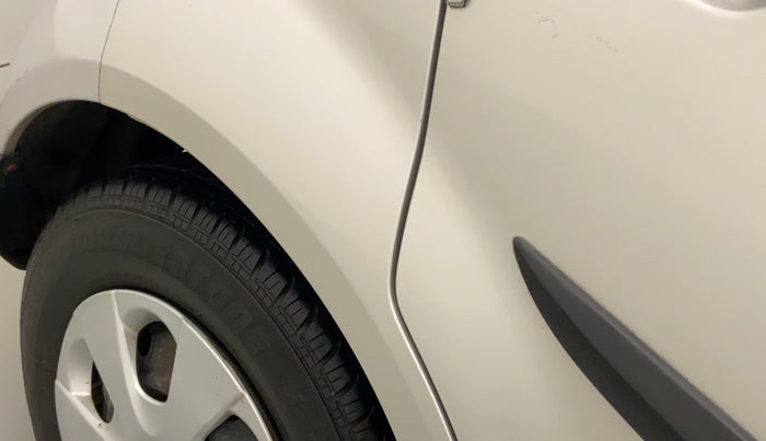 2014 Maruti Ritz VXI, Petrol, Manual, 13,661 km, Right quarter panel - Slightly dented