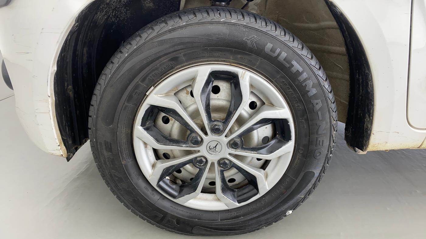 2021 Maruti New Wagon-R LXI CNG 1.0 L, CNG, Manual, 27,267 km, Left Front Wheel