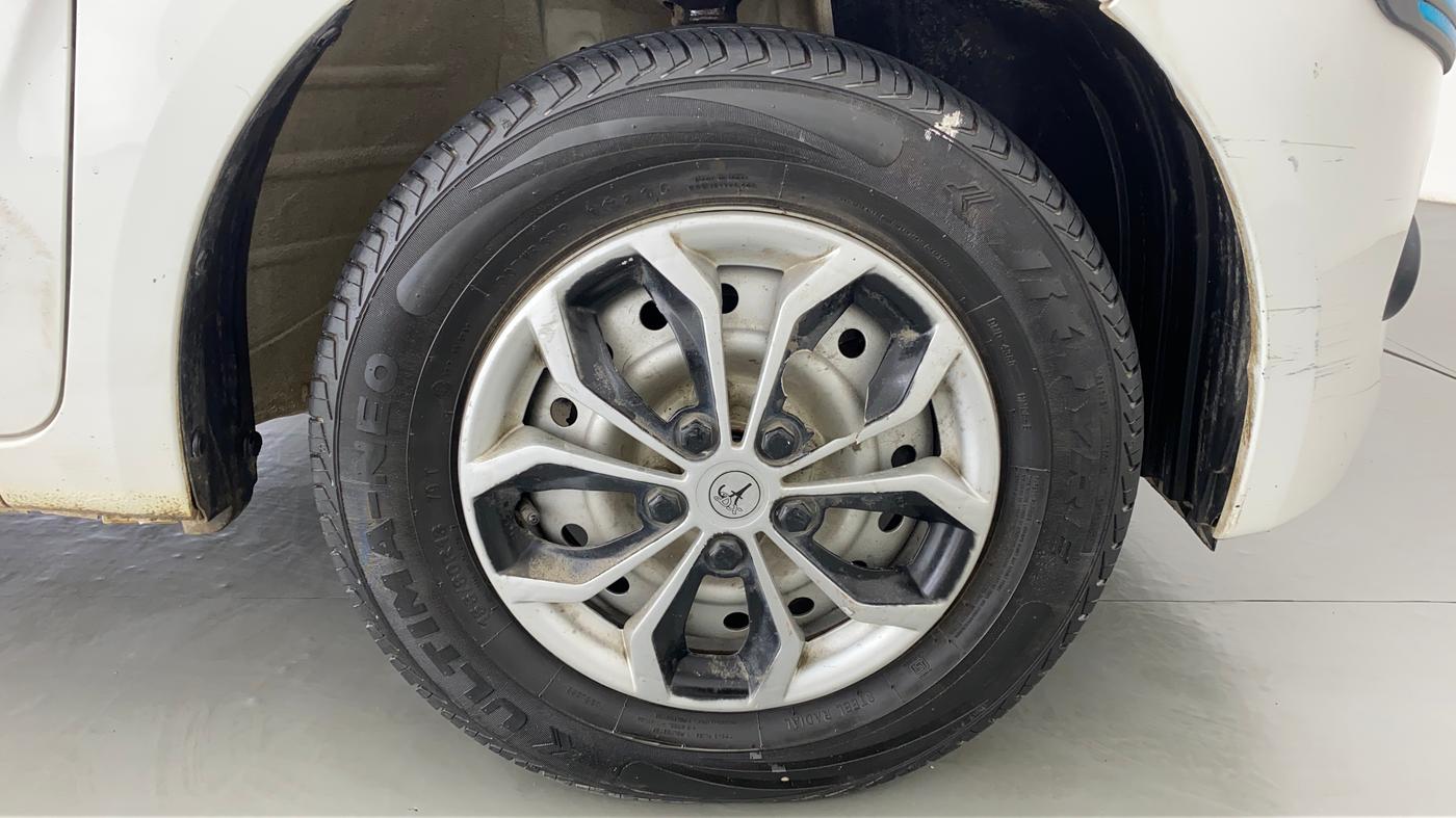 2021 Maruti New Wagon-R LXI CNG 1.0 L, CNG, Manual, 27,267 km, Right Front Wheel