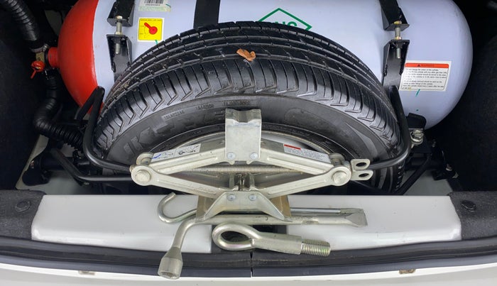 2021 Maruti New Wagon-R LXI CNG 1.0 L, CNG, Manual, 27,267 km, Spare Tyre