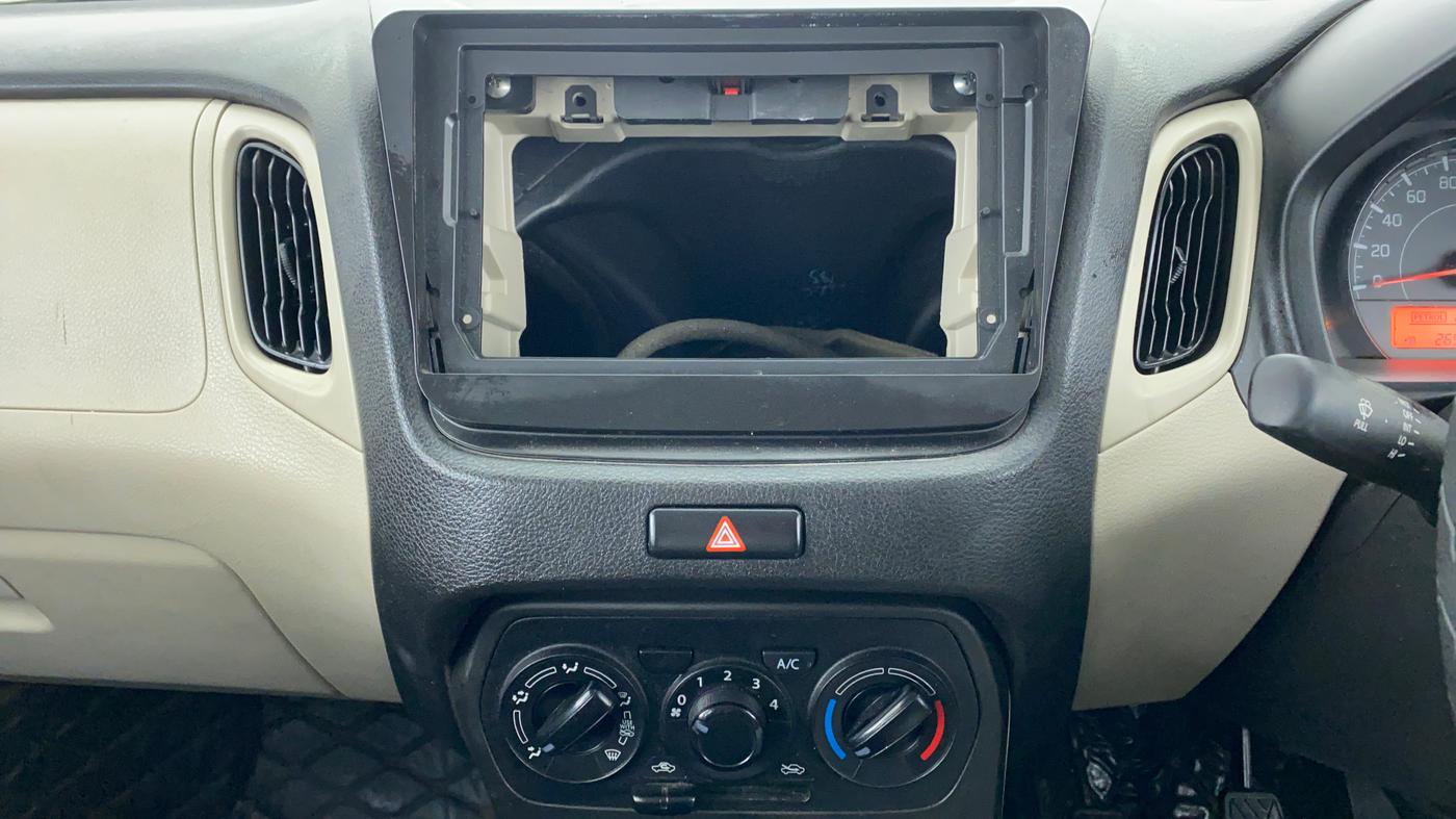 2021 Maruti New Wagon-R LXI CNG 1.0 L, CNG, Manual, 27,267 km, Air Conditioner