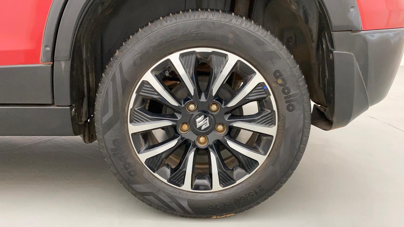 2021 Maruti Vitara Brezza ZXI PLUS DUAL TONE, Petrol, Manual, 28,272 km, Left Rear Wheel