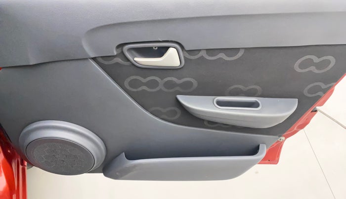 2013 Maruti Alto 800 LXI, Petrol, Manual, 81,405 km, Driver Side Door Panels Control
