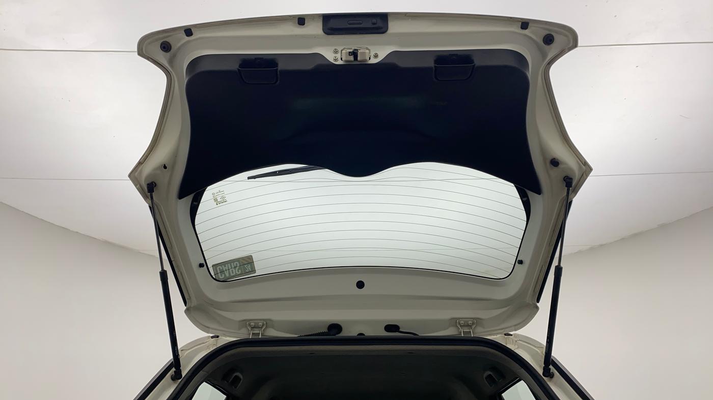 2018 Maruti Swift ZDI AMT, Diesel, Automatic, 1,04,595 km, Boot Door Open