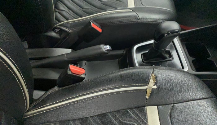 2018 Maruti Swift ZDI AMT, Diesel, Automatic, 1,04,595 km, Gear Lever