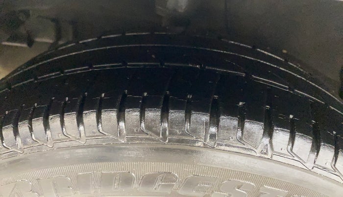 2014 Tata Zest XT 90PS DIESEL, Diesel, Manual, 62,321 km, Right Rear Tyre Tread