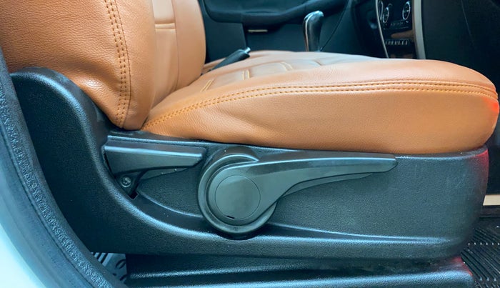 2014 Tata Zest XT 90PS DIESEL, Diesel, Manual, 62,321 km, Driver Side Adjustment Panel