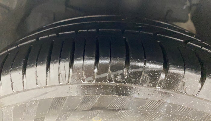 2014 Tata Zest XT 90PS DIESEL, Diesel, Manual, 62,321 km, Left Front Tyre Tread