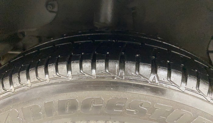 2014 Tata Zest XT 90PS DIESEL, Diesel, Manual, 62,321 km, Left Rear Tyre Tread