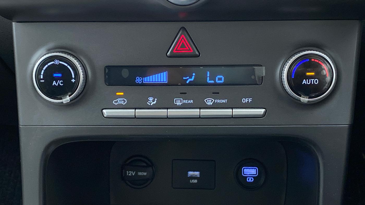 2020 Hyundai Creta SX PETROL MT, Petrol, Manual, 6,317 km, Automatic Climate Control