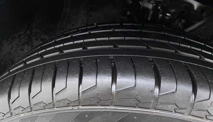 2020 Hyundai Creta SX PETROL MT, Petrol, Manual, 6,317 km, Right Front Tyre Tread