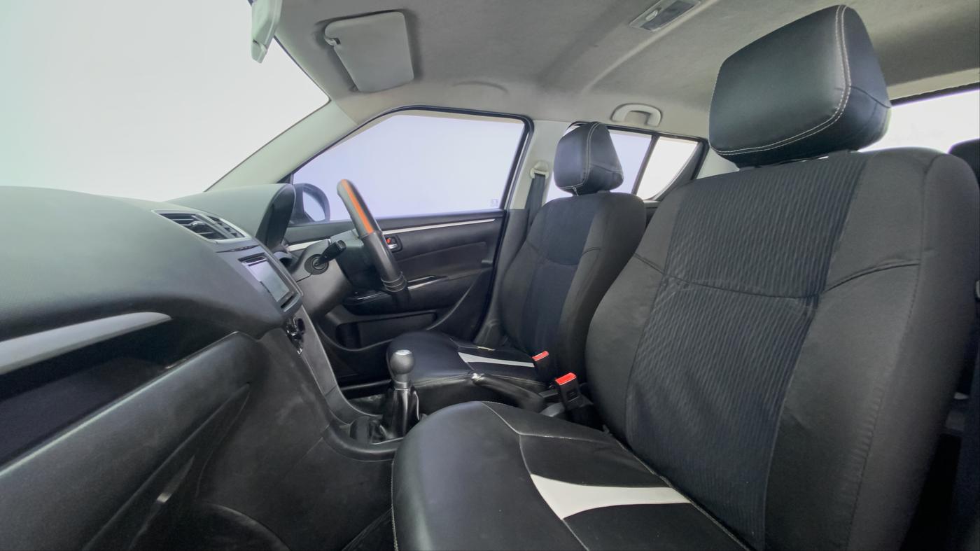 2014 Maruti Swift VDI ABS, Diesel, Manual, 75,549 km, Right Side Front Door Cabin