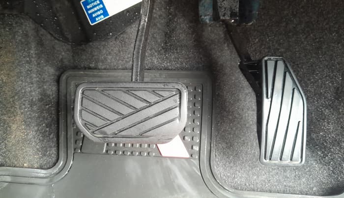 2018 Maruti Swift ZXI AMT, Petrol, Automatic, 56,584 km, Pedals