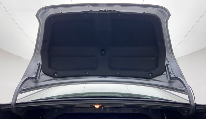 2014 Toyota Etios V, Petrol, Manual, 13,919 km, Boot Door Open