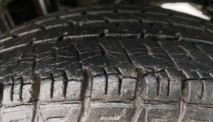 2013 Maruti Alto K10 VXI, Petrol, Manual, 55,611 km, Left Rear Tyre Tread