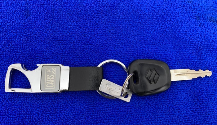 2013 Maruti Alto K10 VXI, Petrol, Manual, 55,611 km, Key Close Up