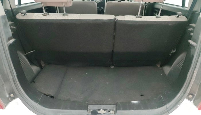 2016 Maruti Wagon R 1.0 VXI (O) AMT, Petrol, Automatic, 1,11,583 km, Boot Inside