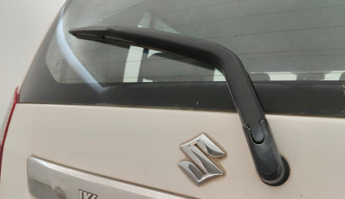 2016 Maruti Wagon R 1.0 VXI (O) AMT, Petrol, Automatic, 1,11,583 km, Rear Wiper
