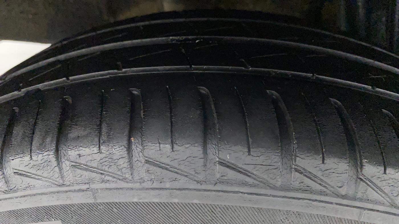 2020 Renault Kwid RXT 0.8, Petrol, Manual, 47,464 km, Right Rear Tyre Tread