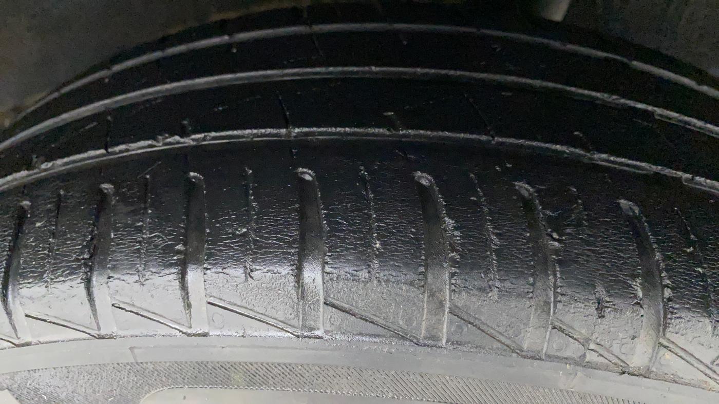 2020 Renault Kwid RXT 0.8, Petrol, Manual, 47,464 km, Left Rear Tyre Tread