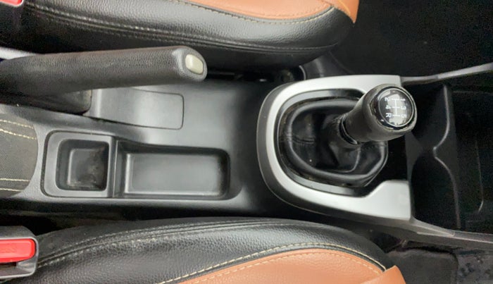 2019 Honda WR-V 1.2L I-VTEC VX MT, Petrol, Manual, 61,595 km, Gear Lever