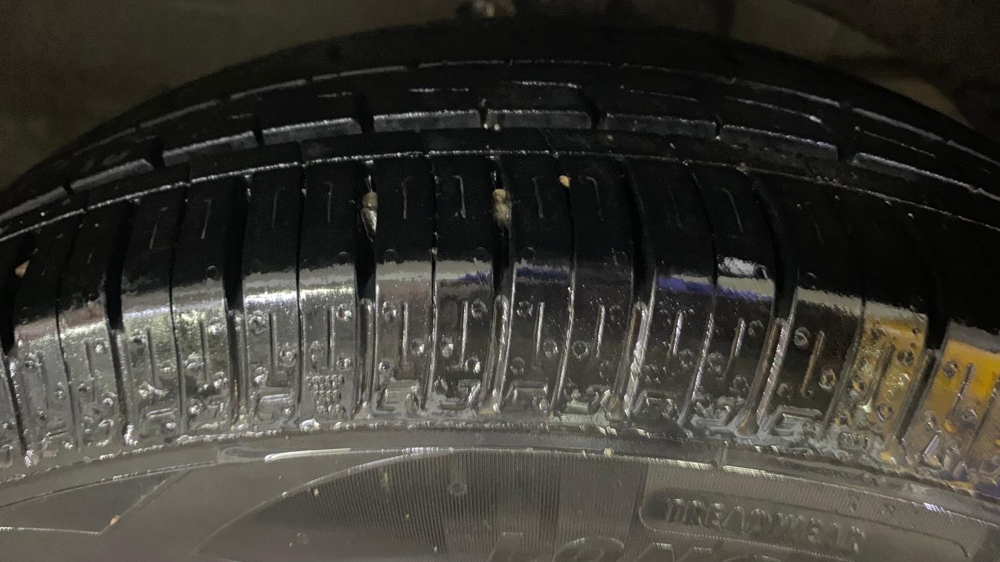 2018 Maruti Dzire ZXI AMT, Petrol, Automatic, 59,674 km, Right Front Tyre Tread