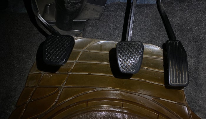 2015 Honda Amaze 1.2L I-VTEC S, Petrol, Manual, 77,826 km, Pedals