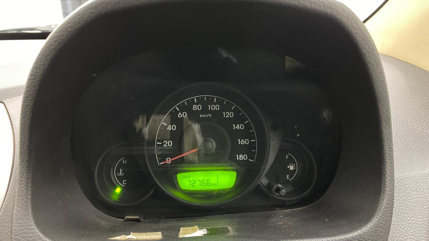 2014 Hyundai Eon ERA +, Petrol, Manual, 72,766 km, Odometer Image