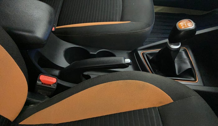 2016 Hyundai i20 Active 1.2 SX, Petrol, Manual, Gear Lever