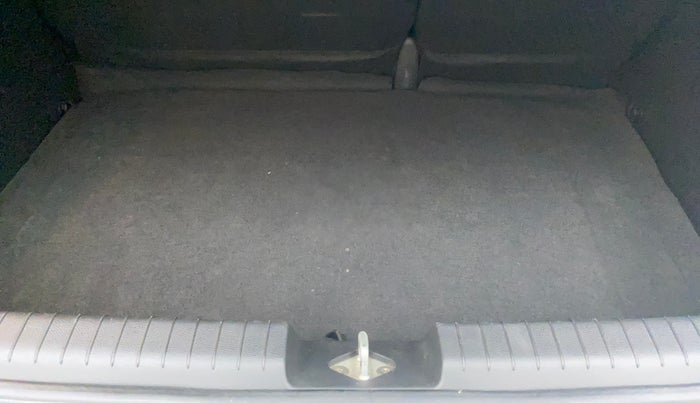 2016 Hyundai i20 Active 1.2 SX, Petrol, Manual, Boot Inside