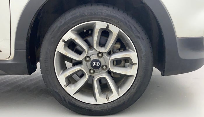 2016 Hyundai i20 Active 1.2 SX, Petrol, Manual, Right Front Wheel