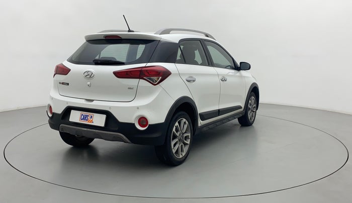 2016 Hyundai i20 Active 1.2 SX, Petrol, Manual, Right Back Diagonal