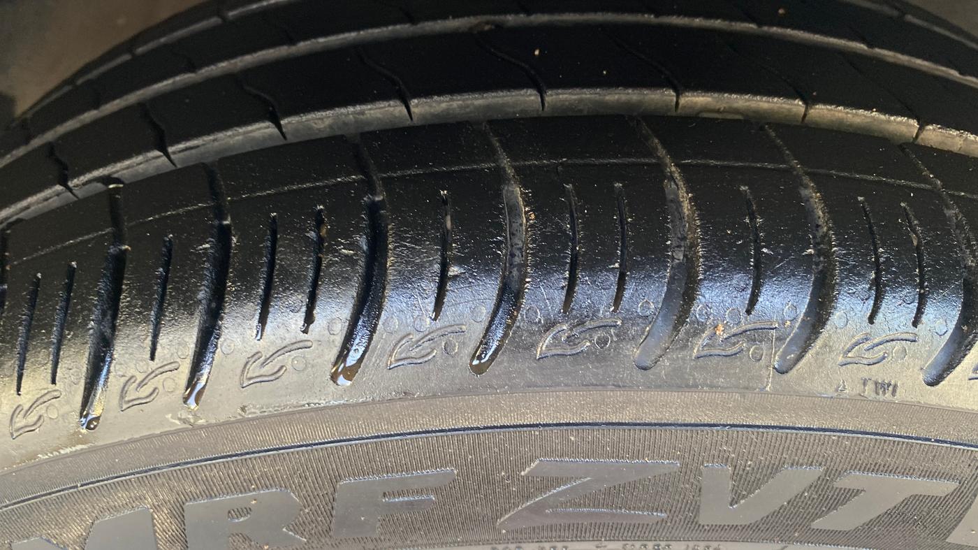 2018 Maruti Baleno ALPHA PETROL 1.2, CNG, Manual, 82,610 km, Right Front Tyre Tread