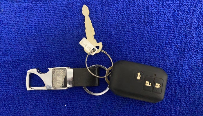 2019 Maruti Dzire ZXI PLUS AMT, Petrol, Automatic, 43,380 km, Key Close Up