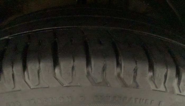 2019 Maruti Dzire ZXI PLUS AMT, Petrol, Automatic, 43,380 km, Left Rear Tyre Tread